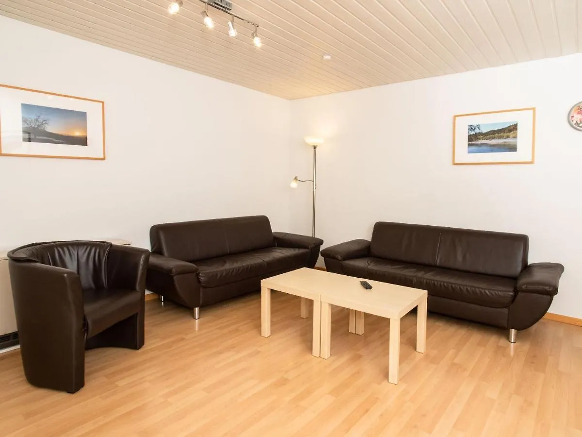 Beautiful Holiday Home With Shared Pool Nesselwang