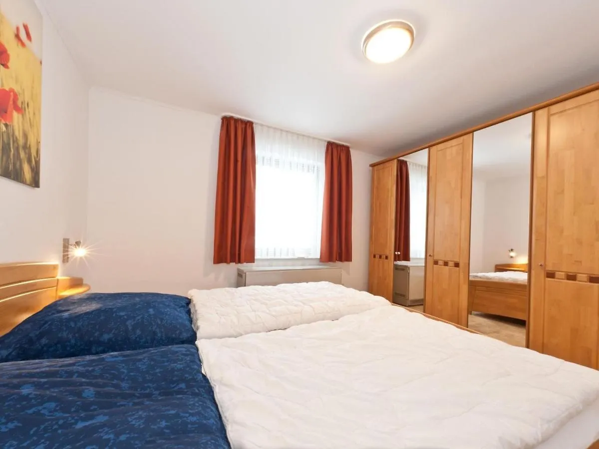 Beautiful Holiday Home With Shared Pool Nesselwang Germania